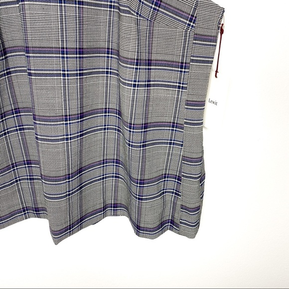 Lewit Sleeveless Plaid Shell - Picture 4 of 7